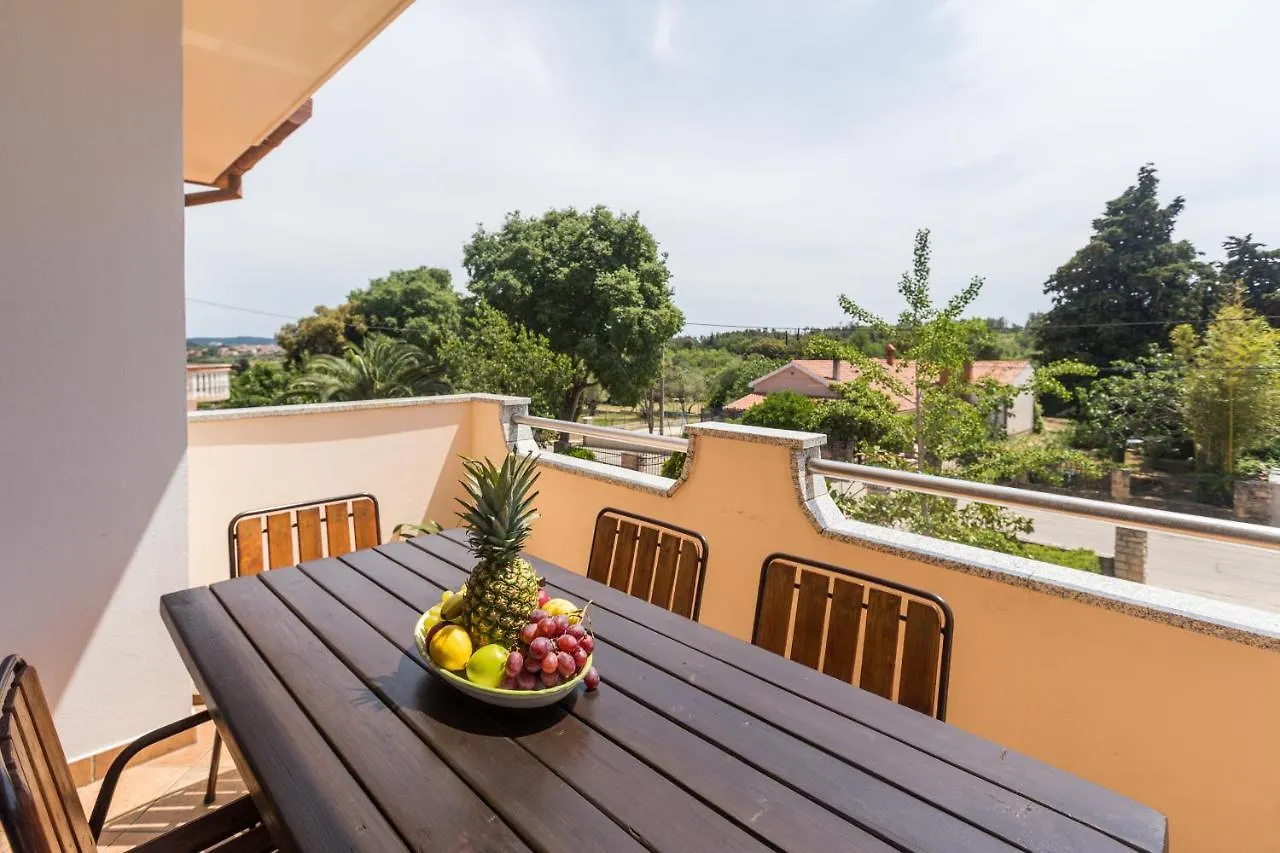 Apartments Emil Pula Croatia